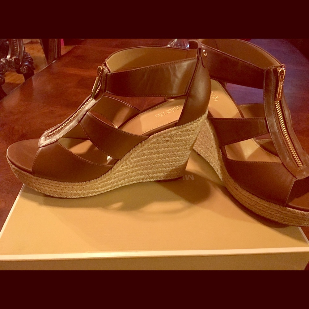 Micheal Kors wedge sandal